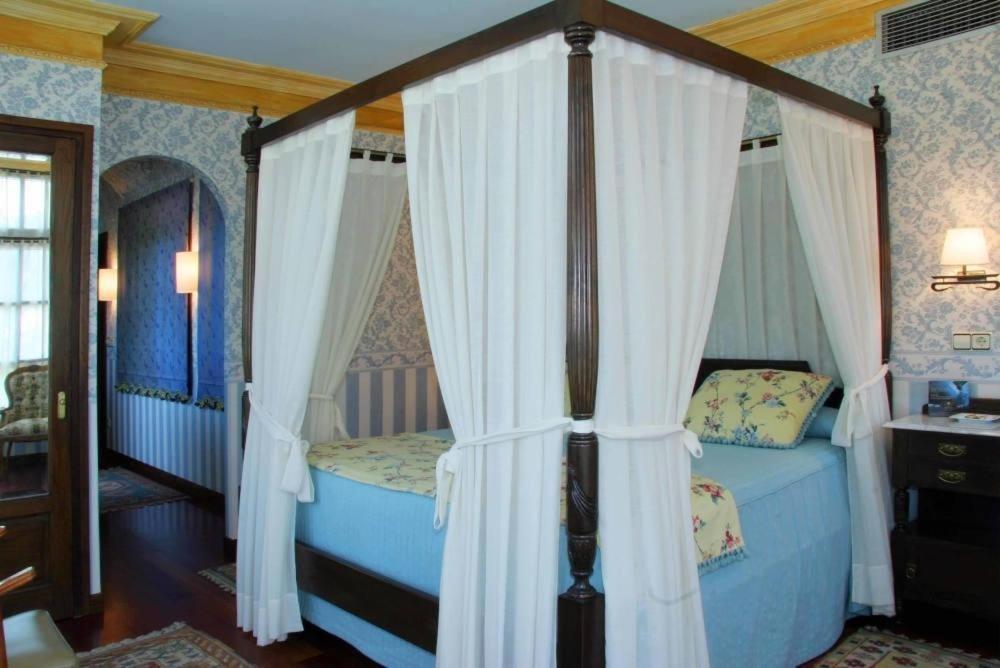 Hotel Palacete Real Villamayor  Екстер'єр фото