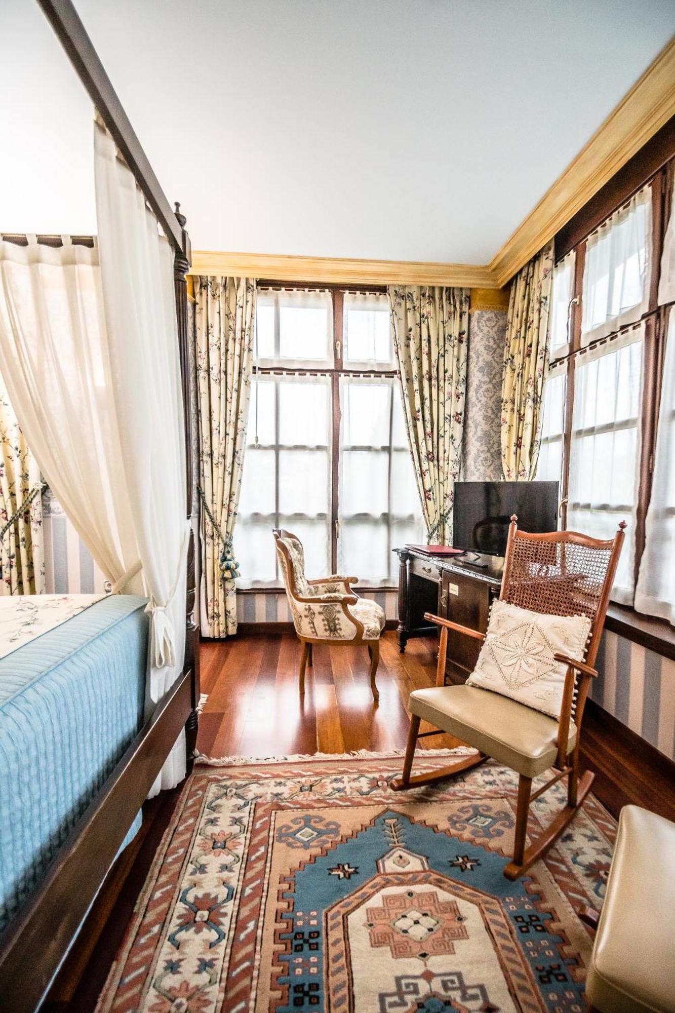 Hotel Palacete Real Villamayor  Екстер'єр фото