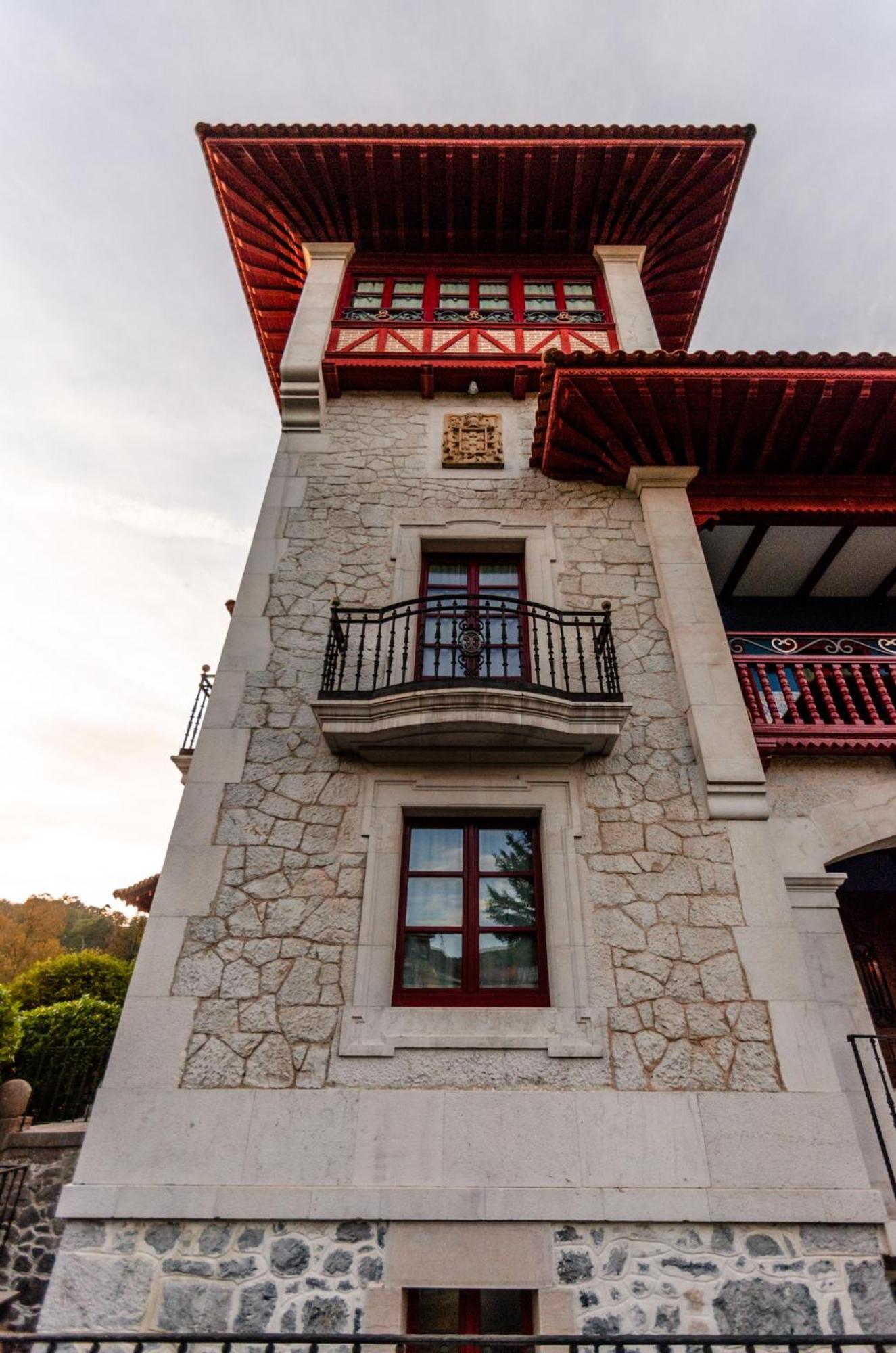 Hotel Palacete Real Villamayor  Екстер'єр фото