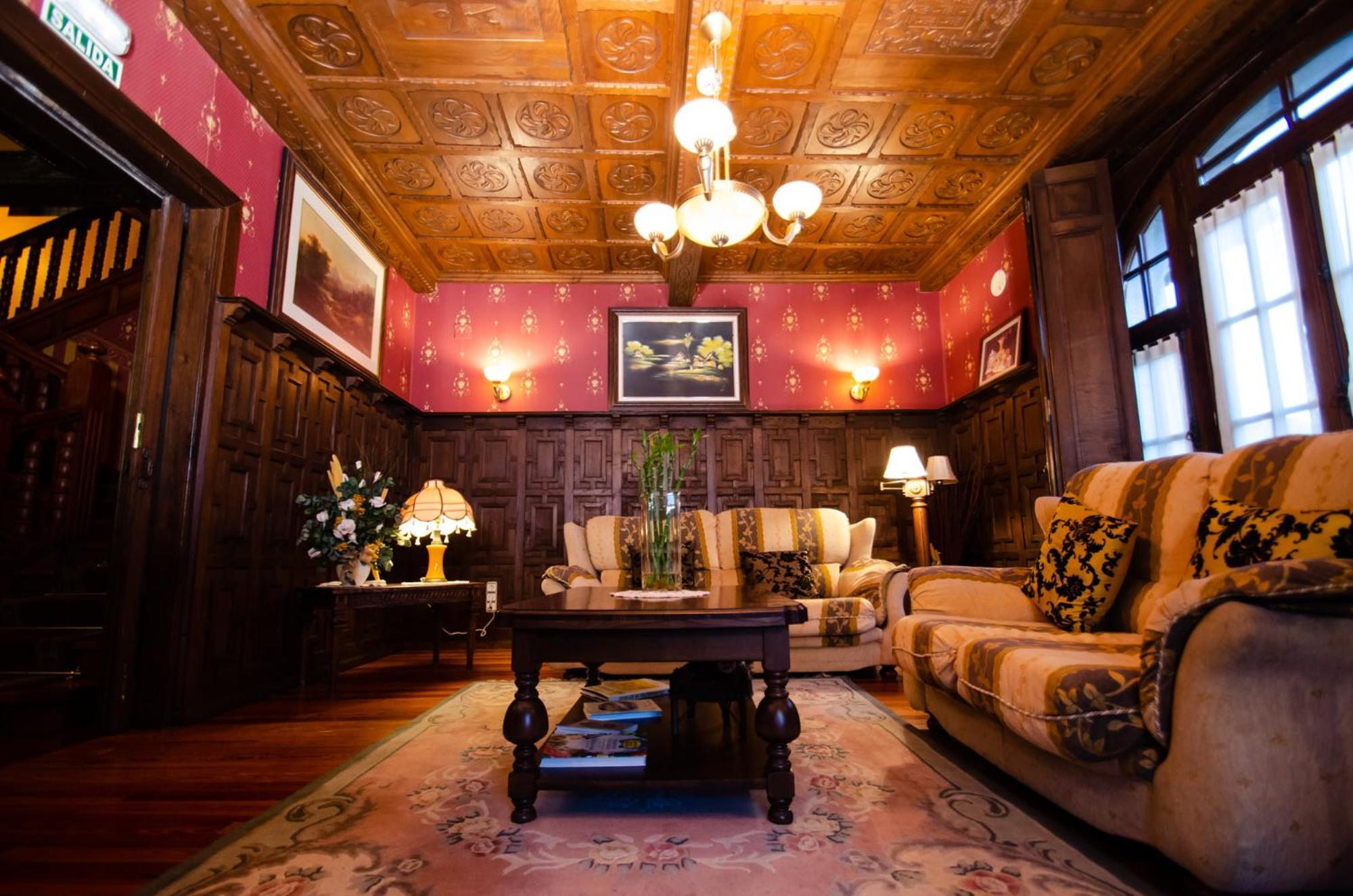 Hotel Palacete Real Villamayor  Екстер'єр фото
